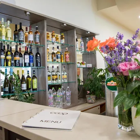 Отель Coop - 2*