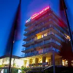 Hotel Coop -