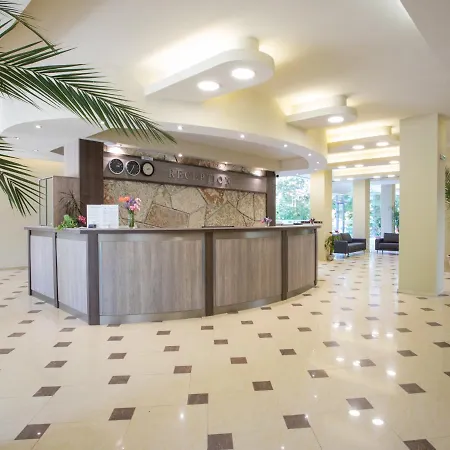 Hotel Coop -
