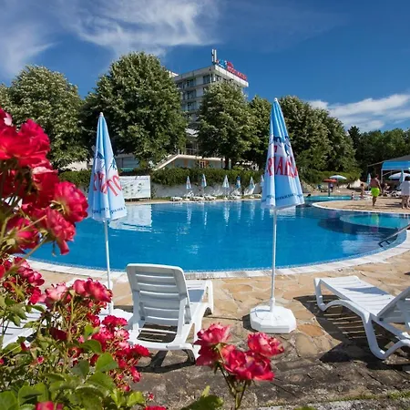 Coop - Kiten Hotel