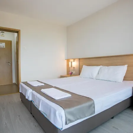 Coop - Kiten Hotel