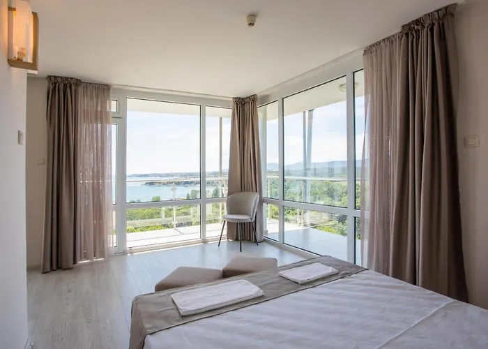 кооп - Хотел