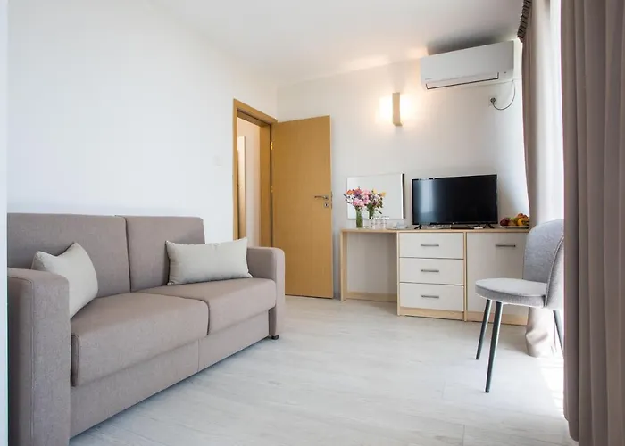 кооп - Хотел 2*